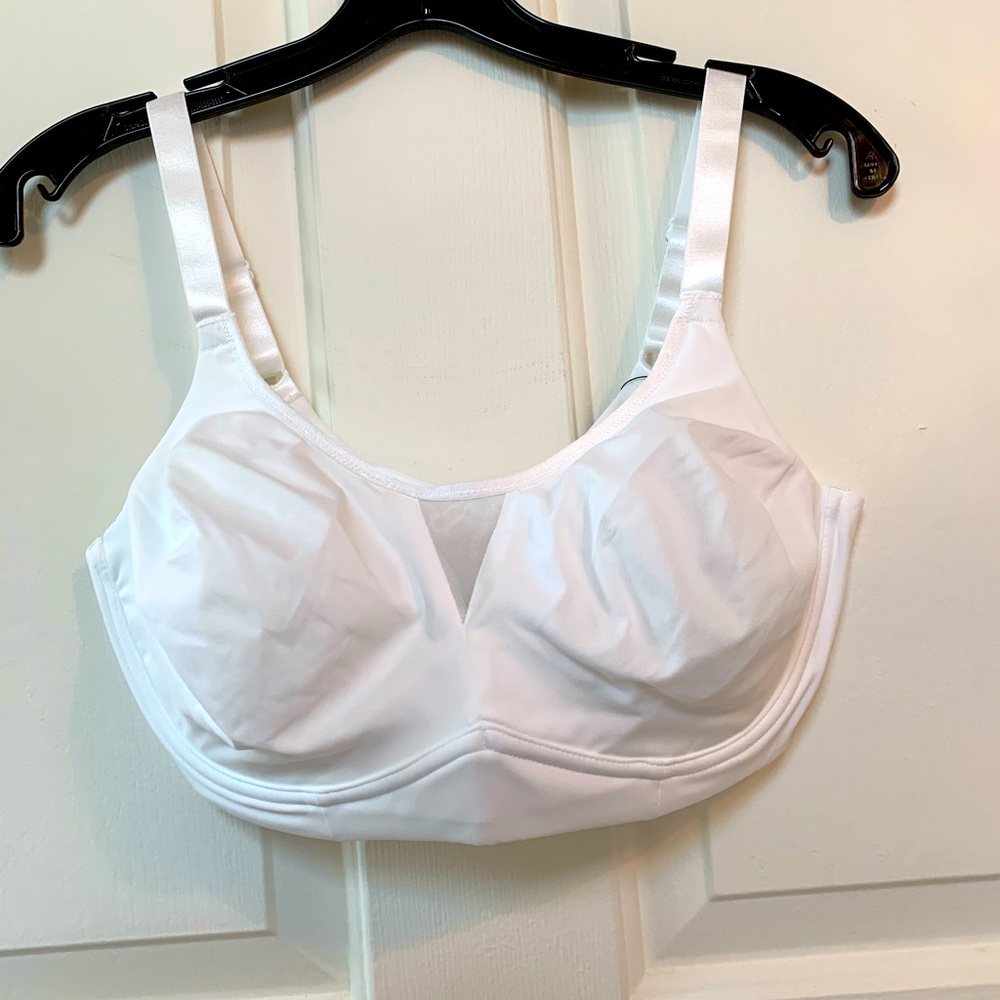 NWT Olga bra